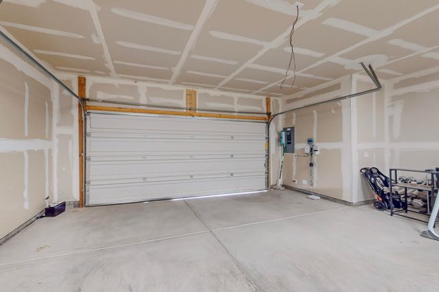 1820 Villa Contesa Loop NW, Los Lunas, NM 87031