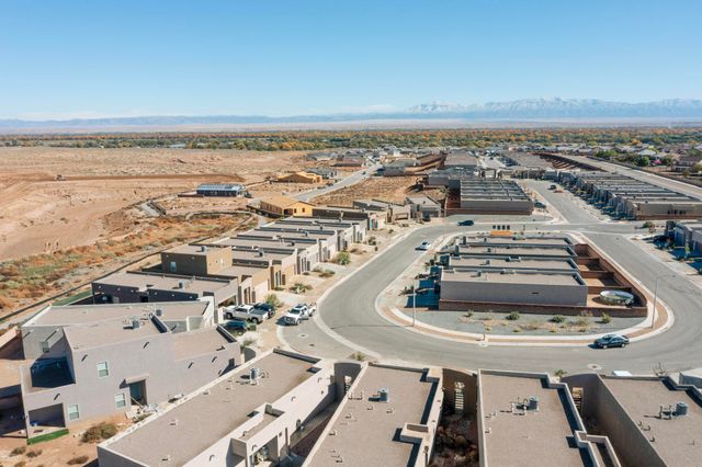 1820 Villa Contesa Loop NW, Los Lunas, NM 87031