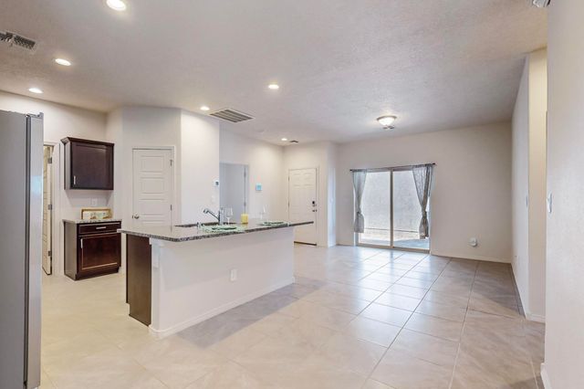 1820 Villa Contesa Loop NW, Los Lunas, NM 87031