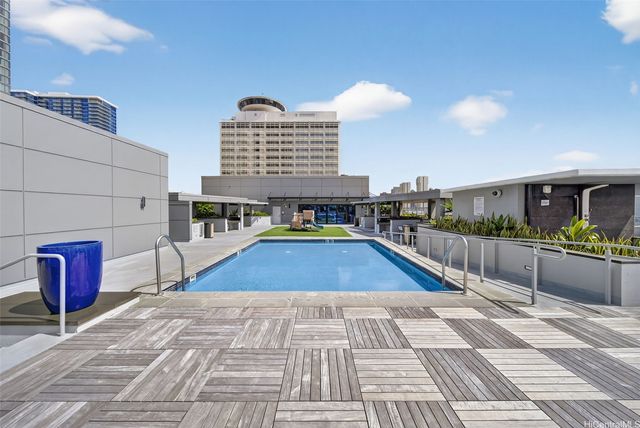 1391 Kapiolani Boulevard 3807, Honolulu, HI 96814