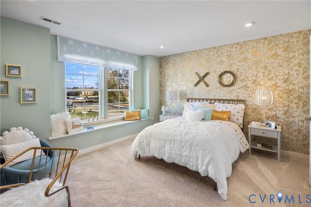 18748 Palisades Cove Trl, Moseley, VA 23120