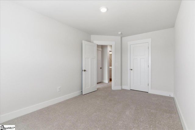 105 Redfield Place, Simpsonville, SC 29681