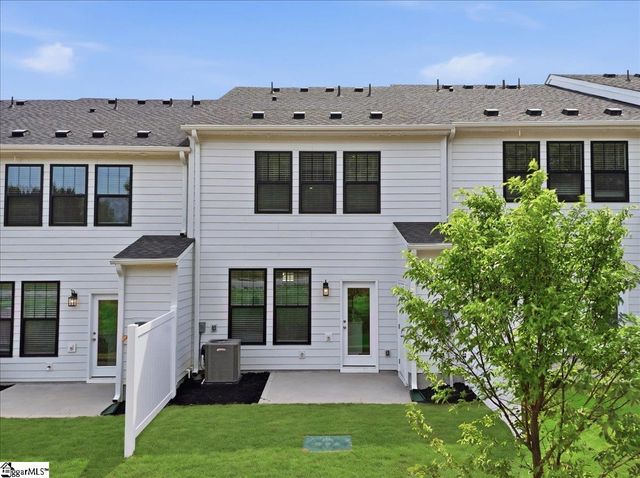 105 Redfield Place, Simpsonville, SC 29681