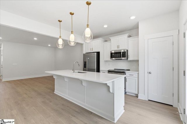 105 Redfield Place, Simpsonville, SC 29681