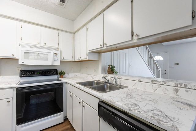 2525 Nugget Lane, Tallahassee, FL 32303