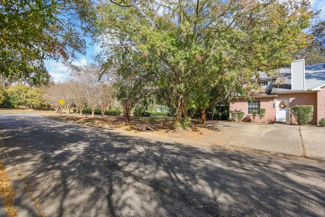 2525 Nugget Lane, Tallahassee, FL 32303