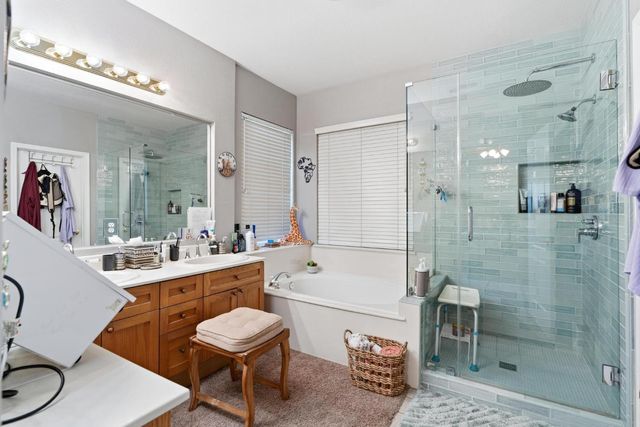 1812 Legend Dr, Modesto, CA 95357