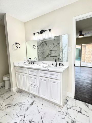 14307 Piping Rock, Houston, TX 77077