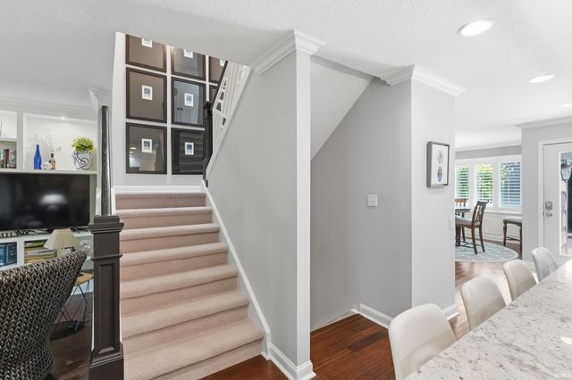 6709 Quail Ridge Lane, Fort Wayne, IN 46804