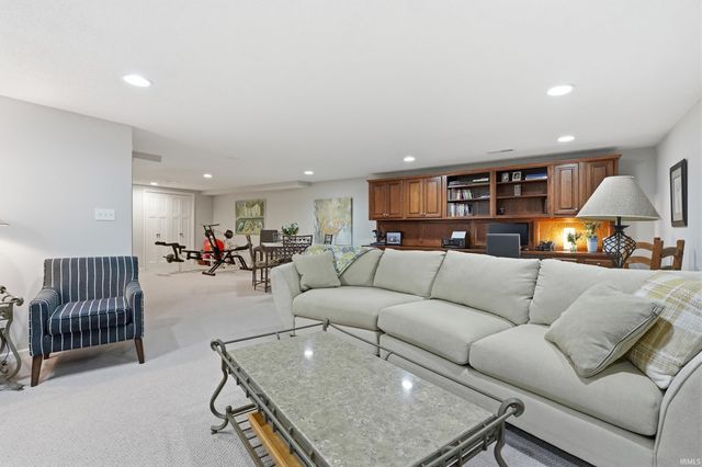 6709 Quail Ridge Lane, Fort Wayne, IN 46804