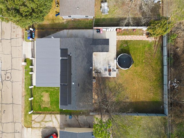 2600 S 24th Street, Waco, TX 76706