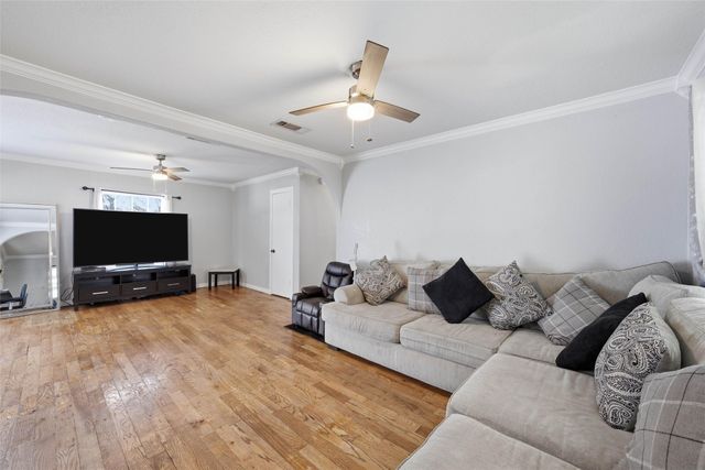 2600 S 24th Street, Waco, TX 76706