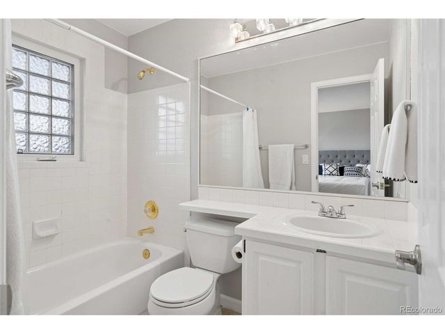 17094 E Dorado Dr, Centennial, CO 80015