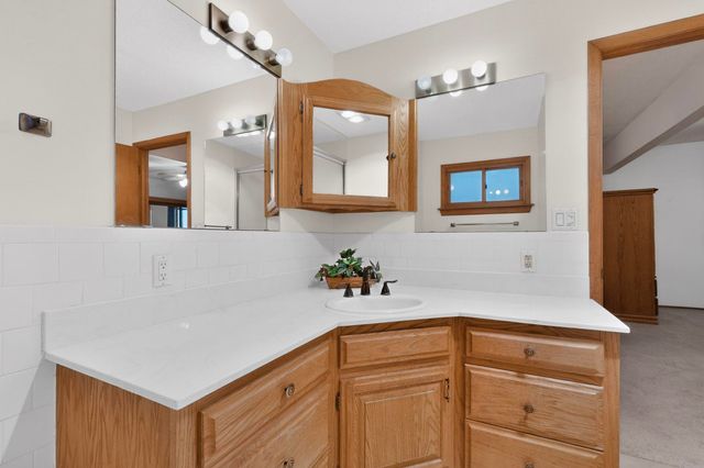 1605 Edith Drive, Belen, NM 87002