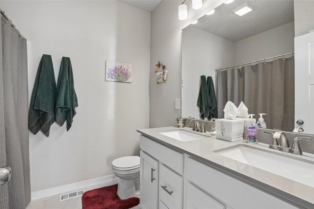 1730 Willow Court, Norwalk, IA 50211