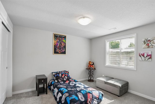 1730 Willow Court, Norwalk, IA 50211