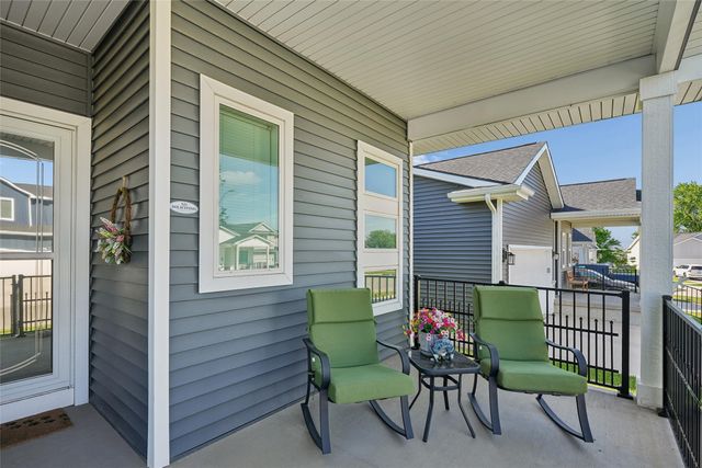 1730 Willow Court, Norwalk, IA 50211
