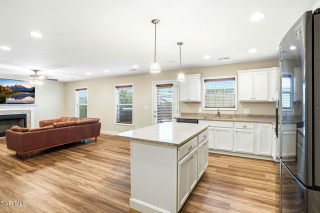 1265 Lemongrass Drive, Jonesborough, TN 37659