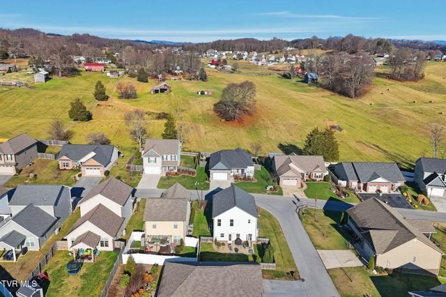 1265 Lemongrass Drive, Jonesborough, TN 37659