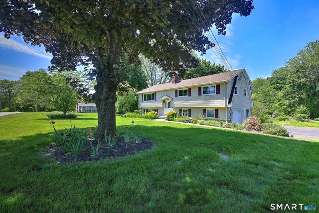 41 Swendsen Drive, Monroe, CT 06468