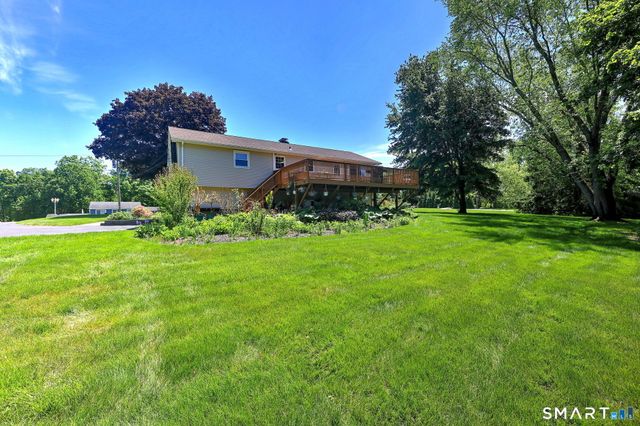 41 Swendsen Drive, Monroe, CT 06468