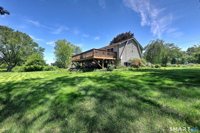 41 Swendsen Drive, Monroe, CT 06468