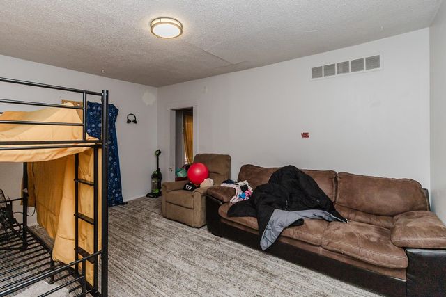 530-532 S Lulu Ave, Wichita, KS 67211