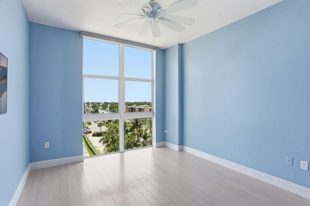 100 NE 6th Street 705, Boynton Beach, FL 33435