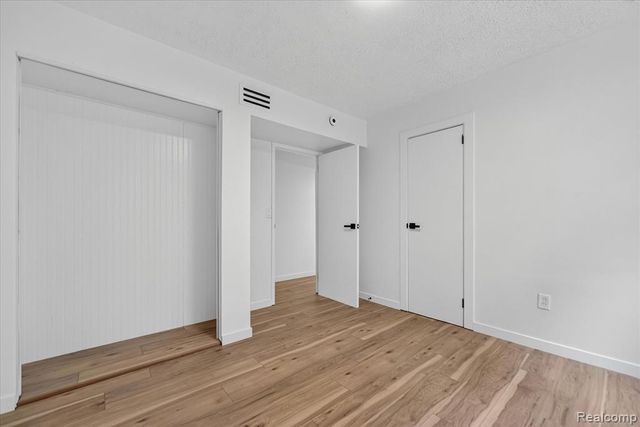 1609 Gilcrest Avenue, East Lansing, MI 48823