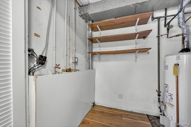 1609 Gilcrest Avenue, East Lansing, MI 48823
