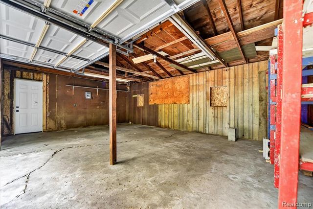 1609 Gilcrest Avenue, East Lansing, MI 48823