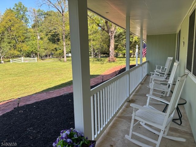 7 Pinewood Ct, Raritan Twp., NJ 08822
