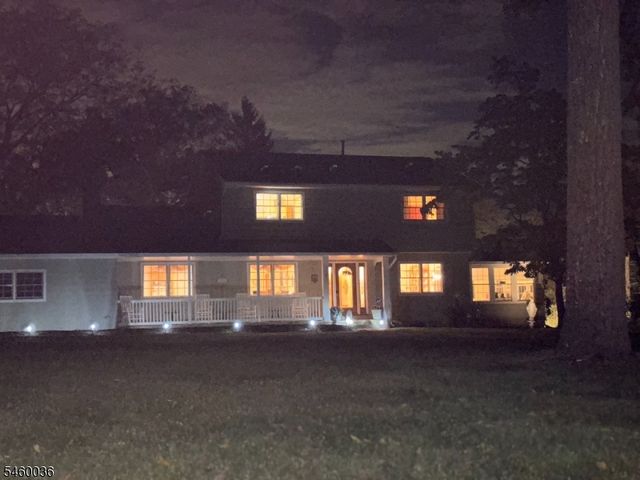 7 Pinewood Ct, Raritan Twp., NJ 08822
