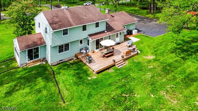 7 Pinewood Ct, Raritan Twp., NJ 08822