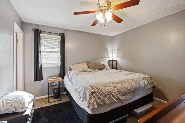 202 Sherwood Road, Easley, SC 29640