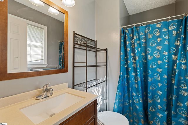 202 Sherwood Road, Easley, SC 29640