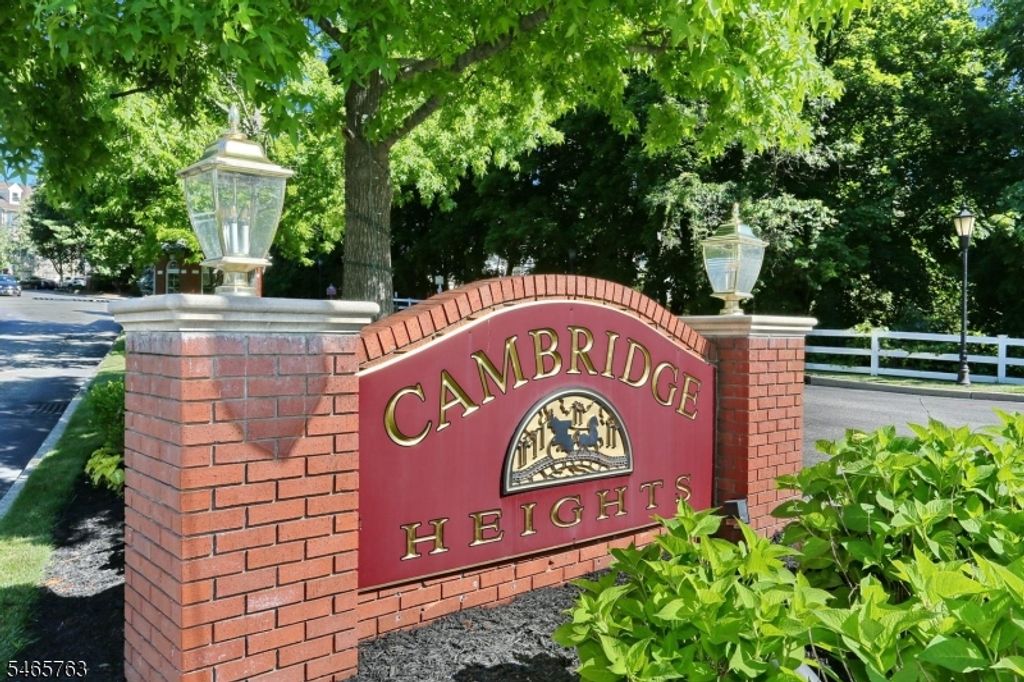 876 Somerset Ct, Ramsey Boro, NJ 07446 — exterior