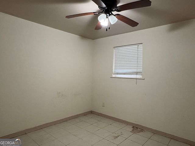 6051 Ledgewood Drive, Forest Park, GA 30297