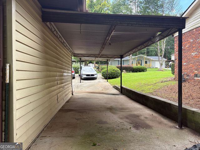 6051 Ledgewood Drive, Forest Park, GA 30297