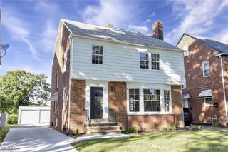 3961 Lansdale Road, University Heights, OH 44118