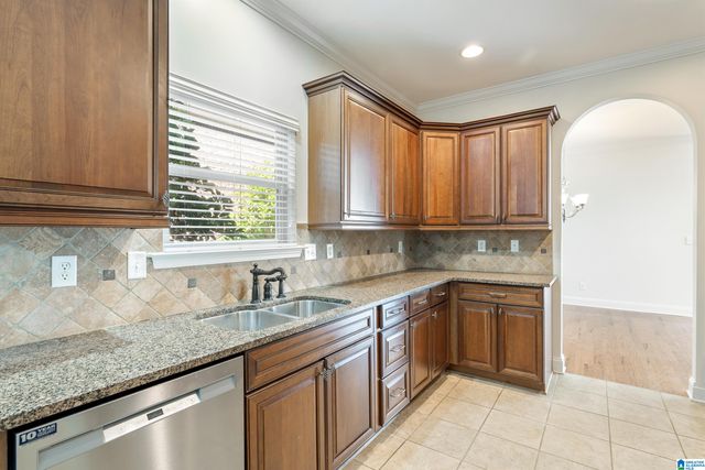 1190 OVERLOOK DRIVE, Trussville, AL 35173