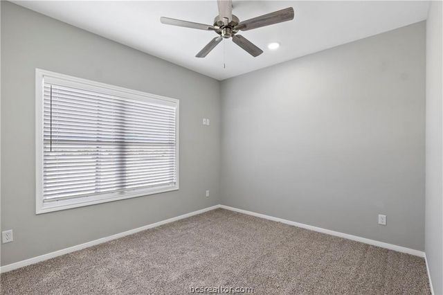 2517 Shady Route Lane, Bryan, TX 77808