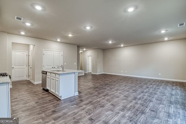 59 Avian Way 11B, Auburn, GA 30011