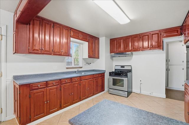 1757 Wakefield Way, Sacramento, CA 95822