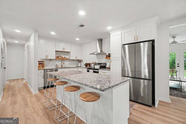 793 Ayrshire Circle NW, Atlanta, GA 30318