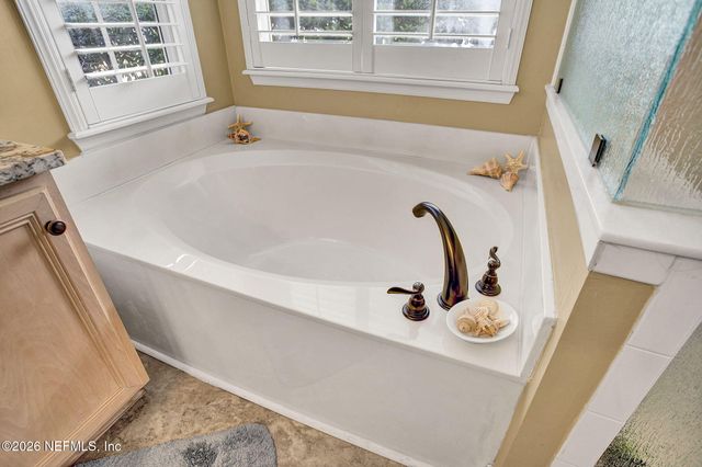 664 LAKE STONE Circle, Ponte Vedra, FL 32082