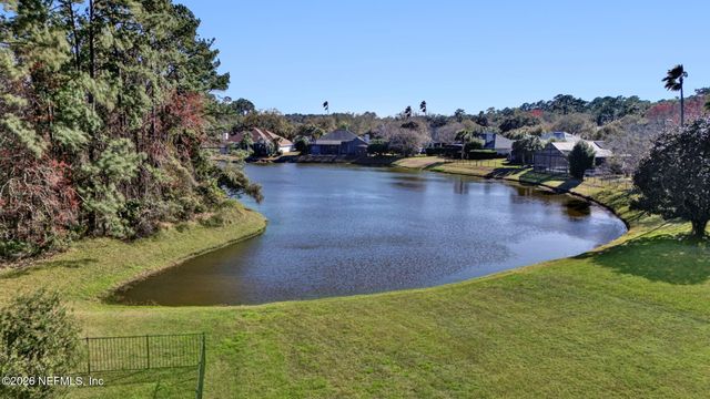 664 LAKE STONE Circle, Ponte Vedra, FL 32082
