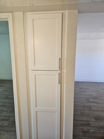 1241 E Cinnabar Avenue 104A, Phoenix, AZ 85020