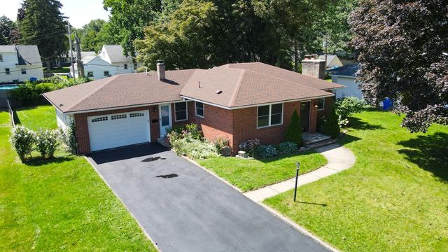253 Southampton Drive, Greece, NY 14616