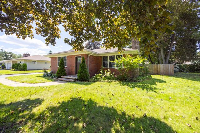 253 Southampton Drive, Greece, NY 14616
